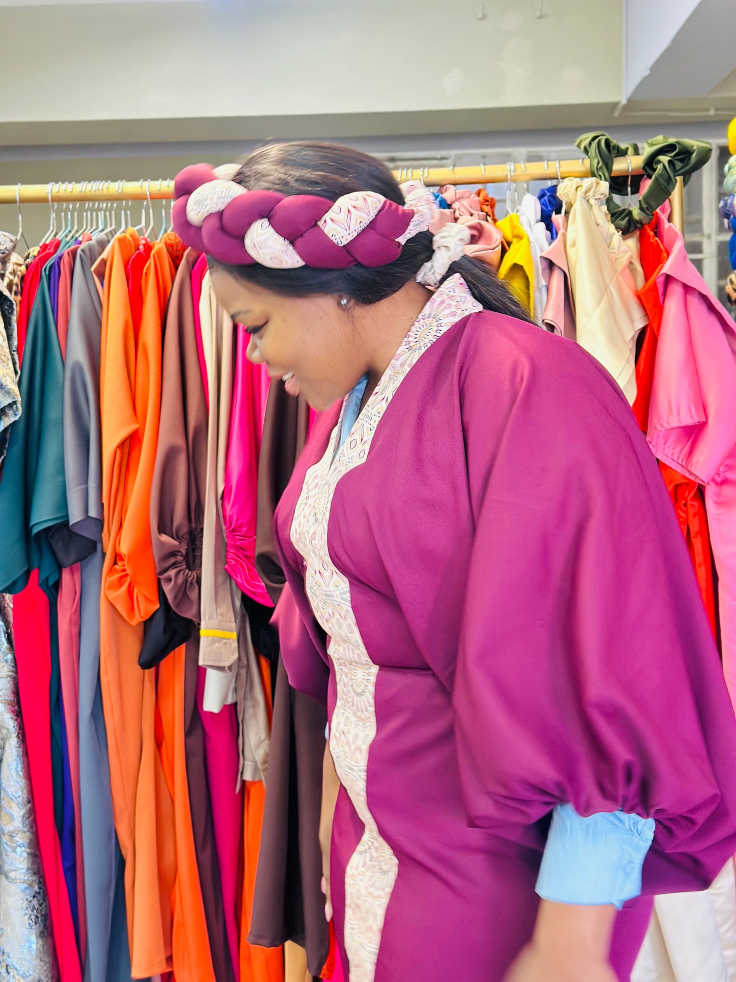 Virtuous wife Bou Bou